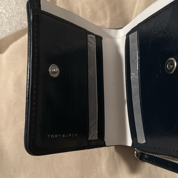 Kira Chevron Distressed Leather  Bi-Fold Wallet.  Federal Blue.  NWT. - Picture 6 of 8